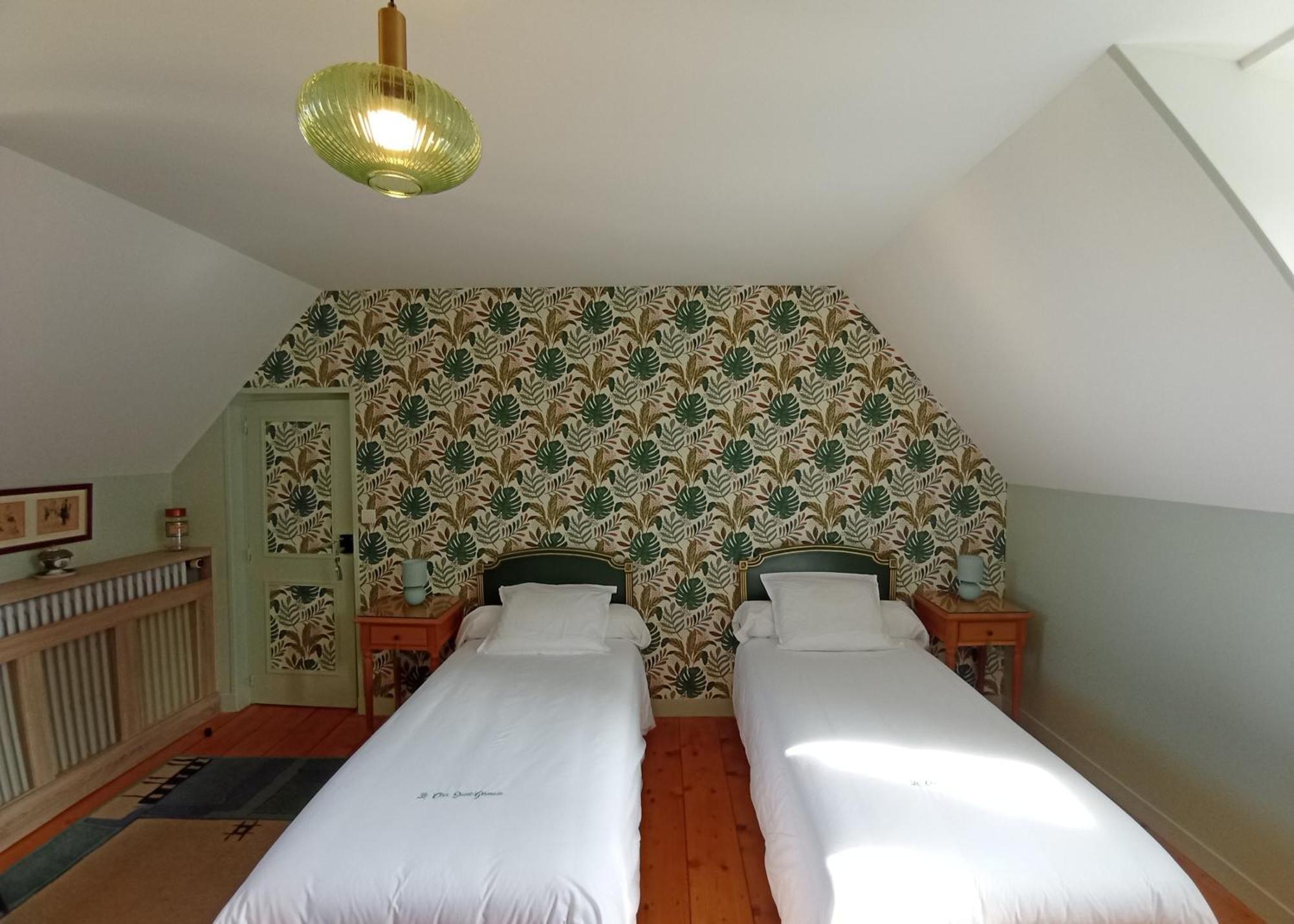 Le Clos Saint-Germain Rugles Eksteriør billede